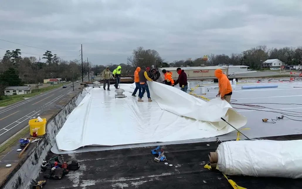 NewImageRoof_Team installing new commercial roof