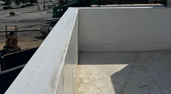 taco bell restaurant flat roof parapet wall