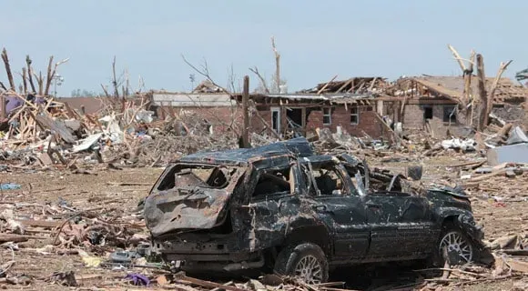 tornado destruction