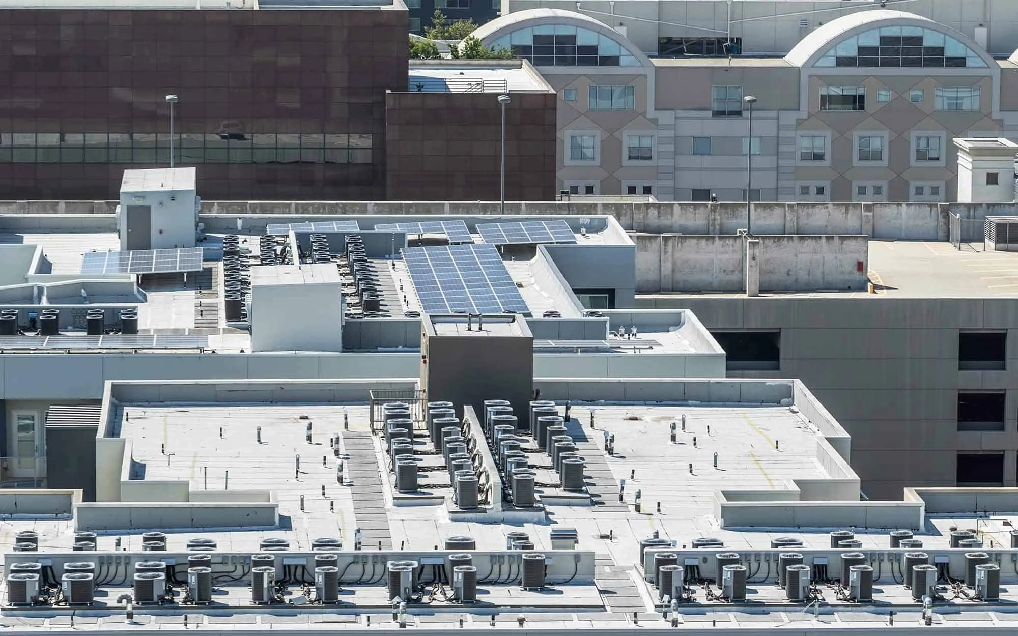 Professional roofing image